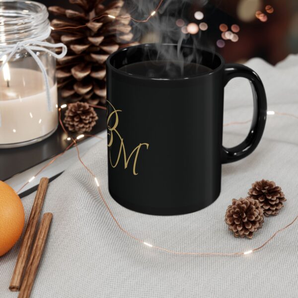 Elegant Custom Black Mug with Gold Initials - Perfect Gift for Coffee Lovers