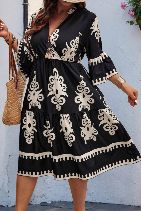 BMerciful's Black Geometric Printed Surplice Neck 3/4 Sleeve Plus Mini Dress